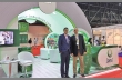 Стенд компании Jeesr Industries (Марокко). Производство тиссью из целлюлозы. Соухейл Бадаа, директор по маркетингу и экспорту (слева)