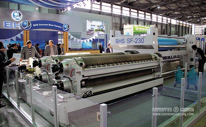 На стенде BHS были представлены гофропресс кассетного типа,  автомат продольной резки и некоторые компоненты автоматизации