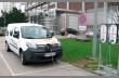 Один из трех электромобилей теплоэлектростанции на заправке
