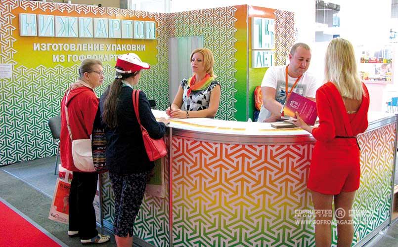 Светлана Городецкая, Евгений Волков,   менеджеры отдела развития, «Нижкартон»