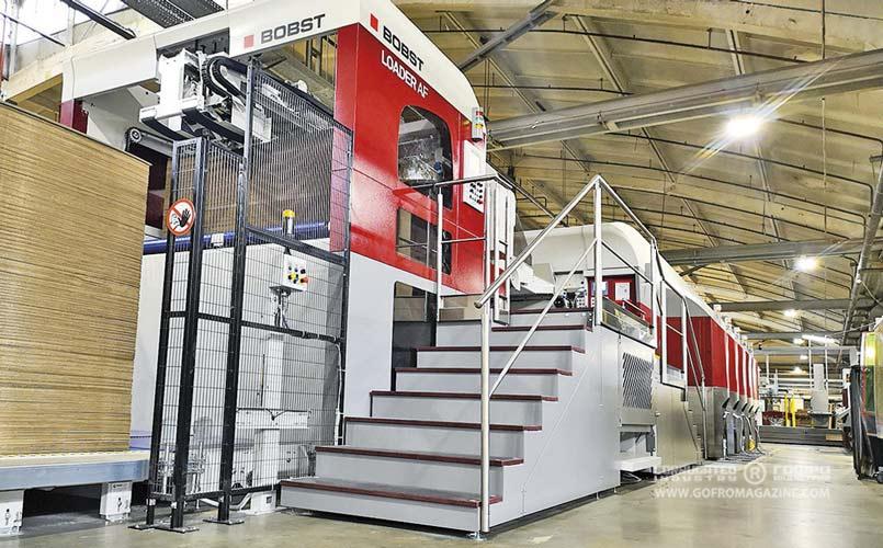 Линия ККБК Bobst HD Flexo позволяет печатать многоцветную  упаковку с большей линиатурой растра, что делает  изображение более четким и детальным