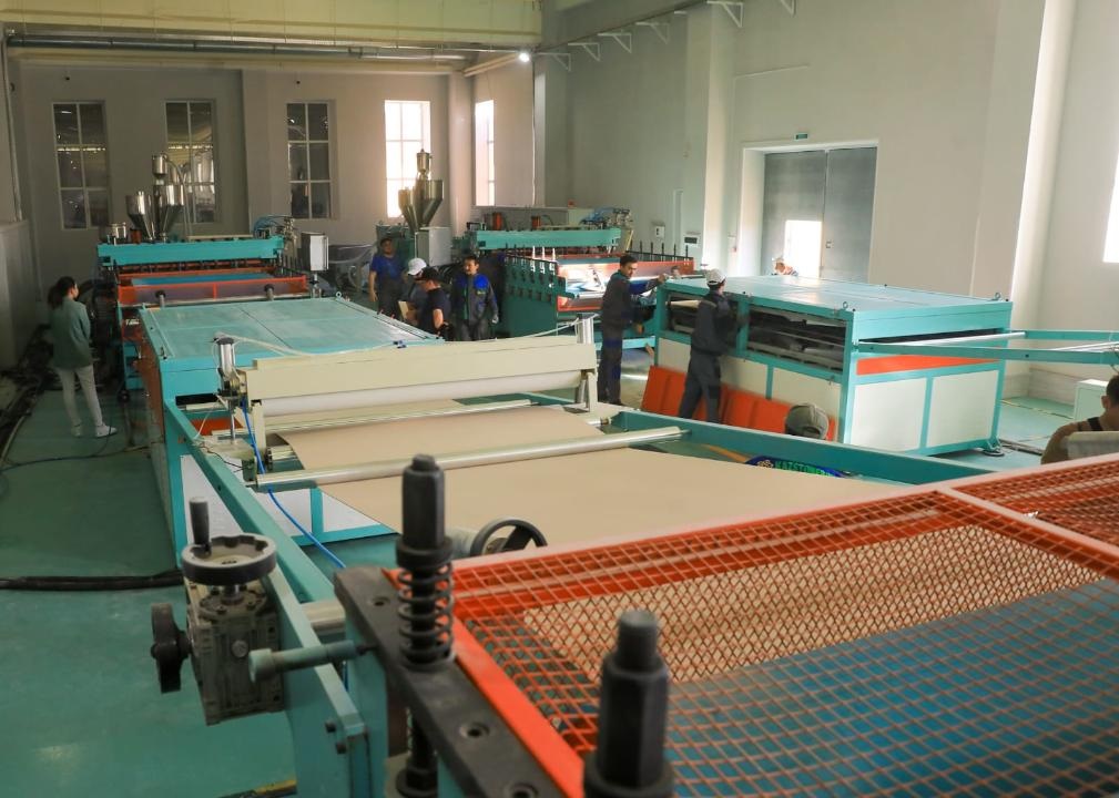 У Казахстані запустили завод із виробництва гофрокартону