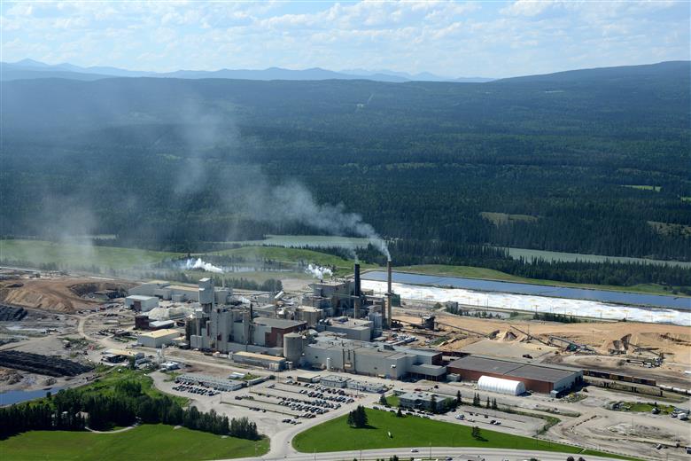 Mondi завершує придбання Hinton Pulp mill