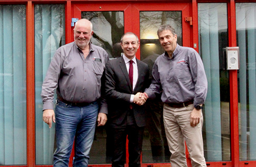 Zeus купує Weedon Group