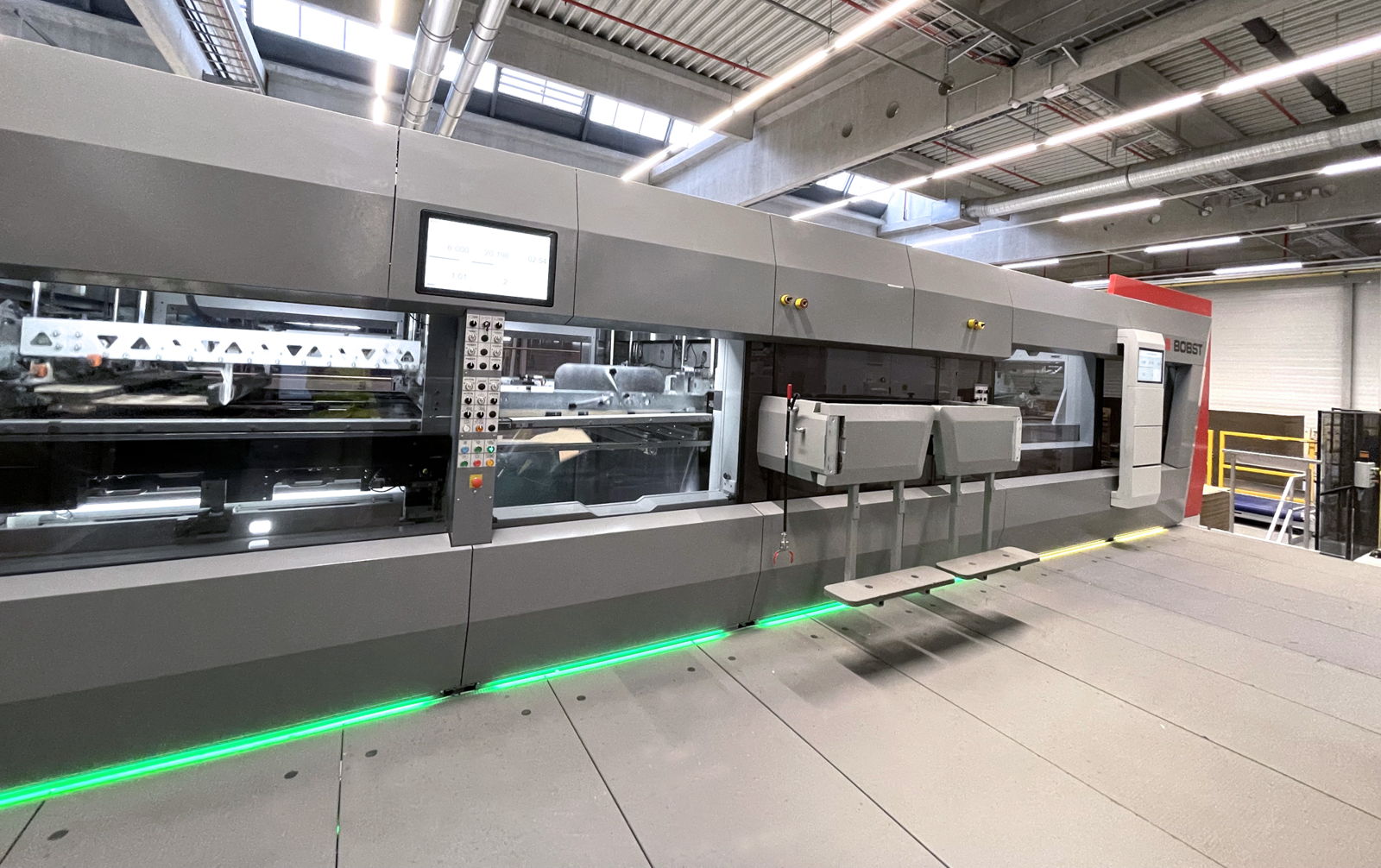 BOBST MASTERCUT 1.65 PER рядок і досвід підтримують гнучкість конвертації packit!