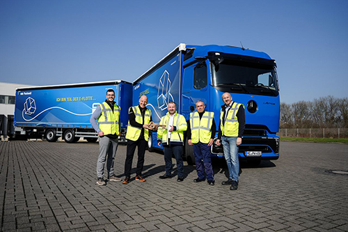 PALM додає вантажівки Mercedes-Benz eActros 600 L, розширюючи свій електричний парк