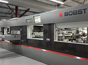 Alzamora Group додає великоформатний висікальний верстат BOBST у Великій Британії