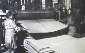 17 октября 1951 года. Запуск картоноделательной машины