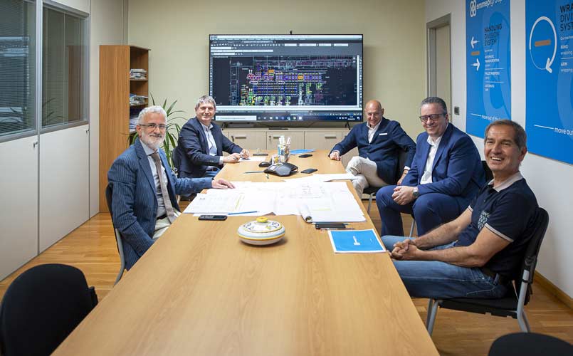 Переговоры в офисе Emmepi Group 